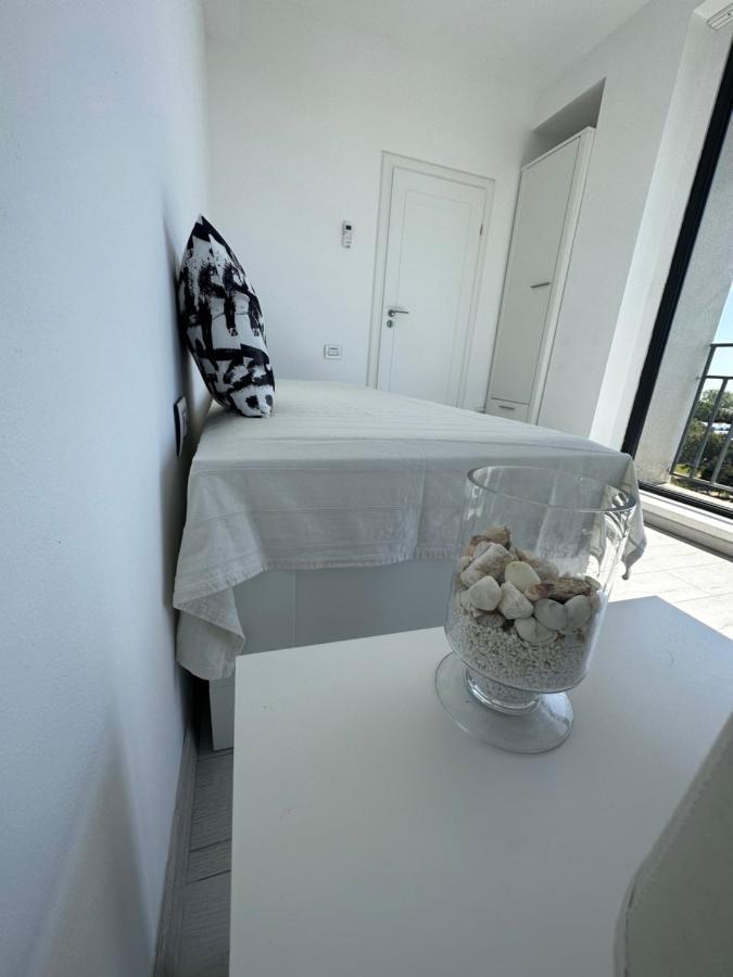 Neptun Home With Sea View Buitenkant foto